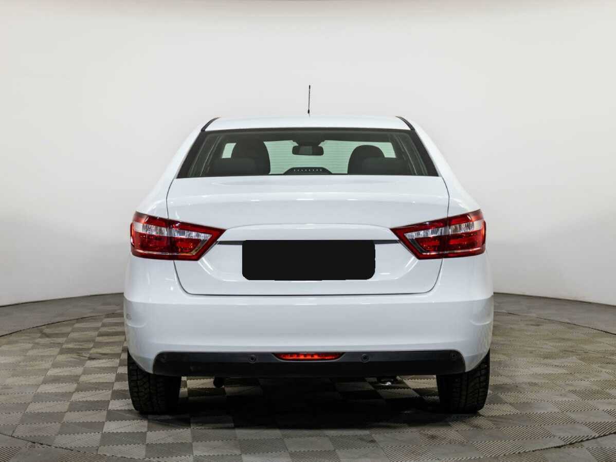 Лада (ВАЗ) Веста б/у, 2022, Механическая. Фото: #4