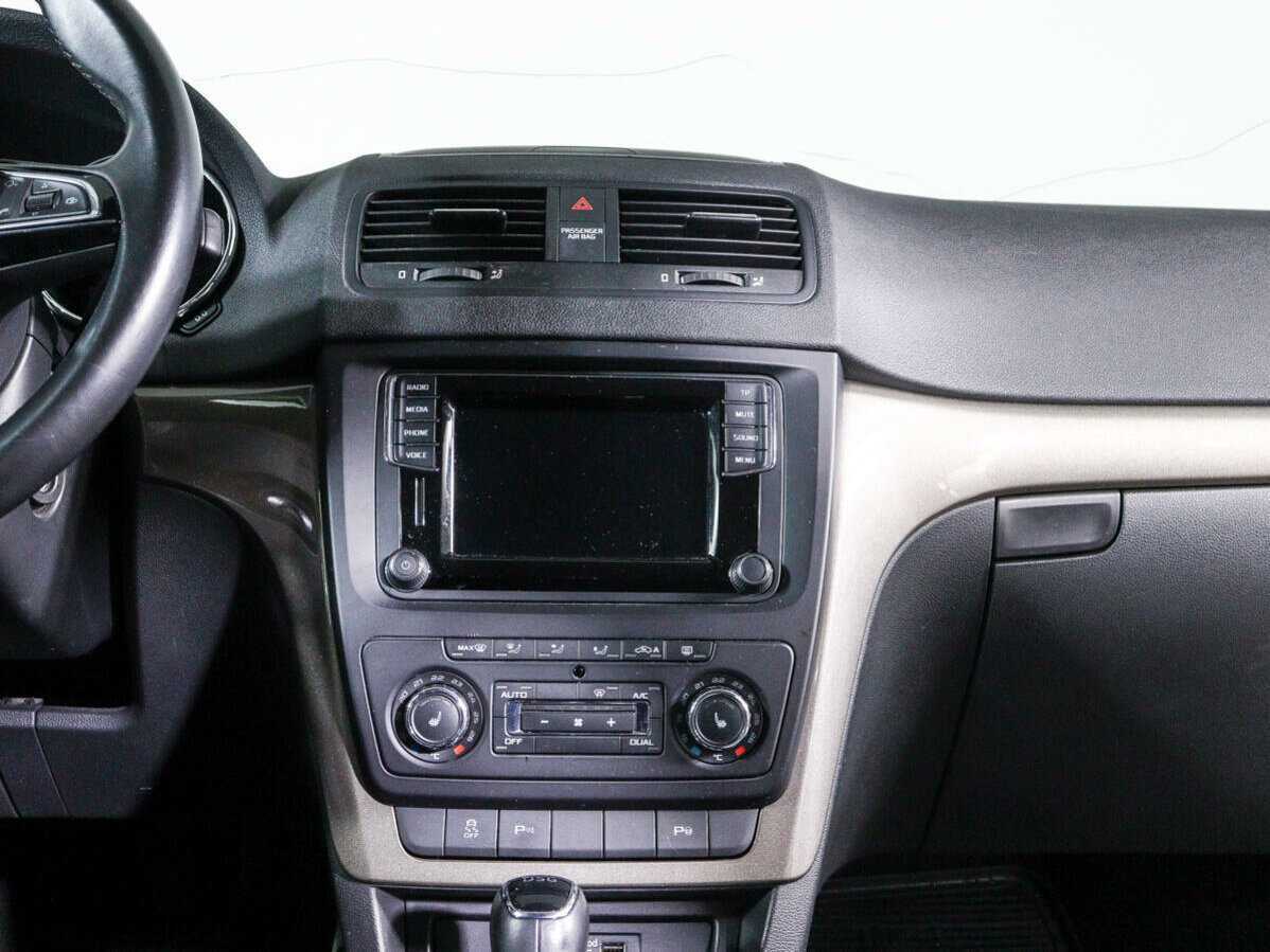 Шкода Йети б/у, 2015, Роботизированная. Фото: #10