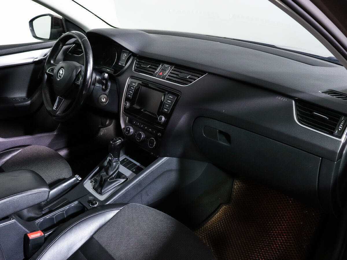 Шкода Октавия б/у, 2013, Роботизированная. Фото: #6