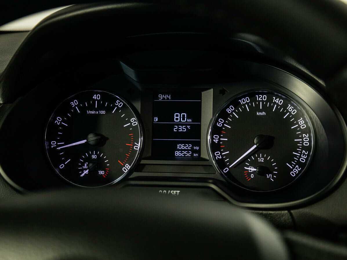 Шкода Октавия б/у, 2013, Механическая. Фото: #9