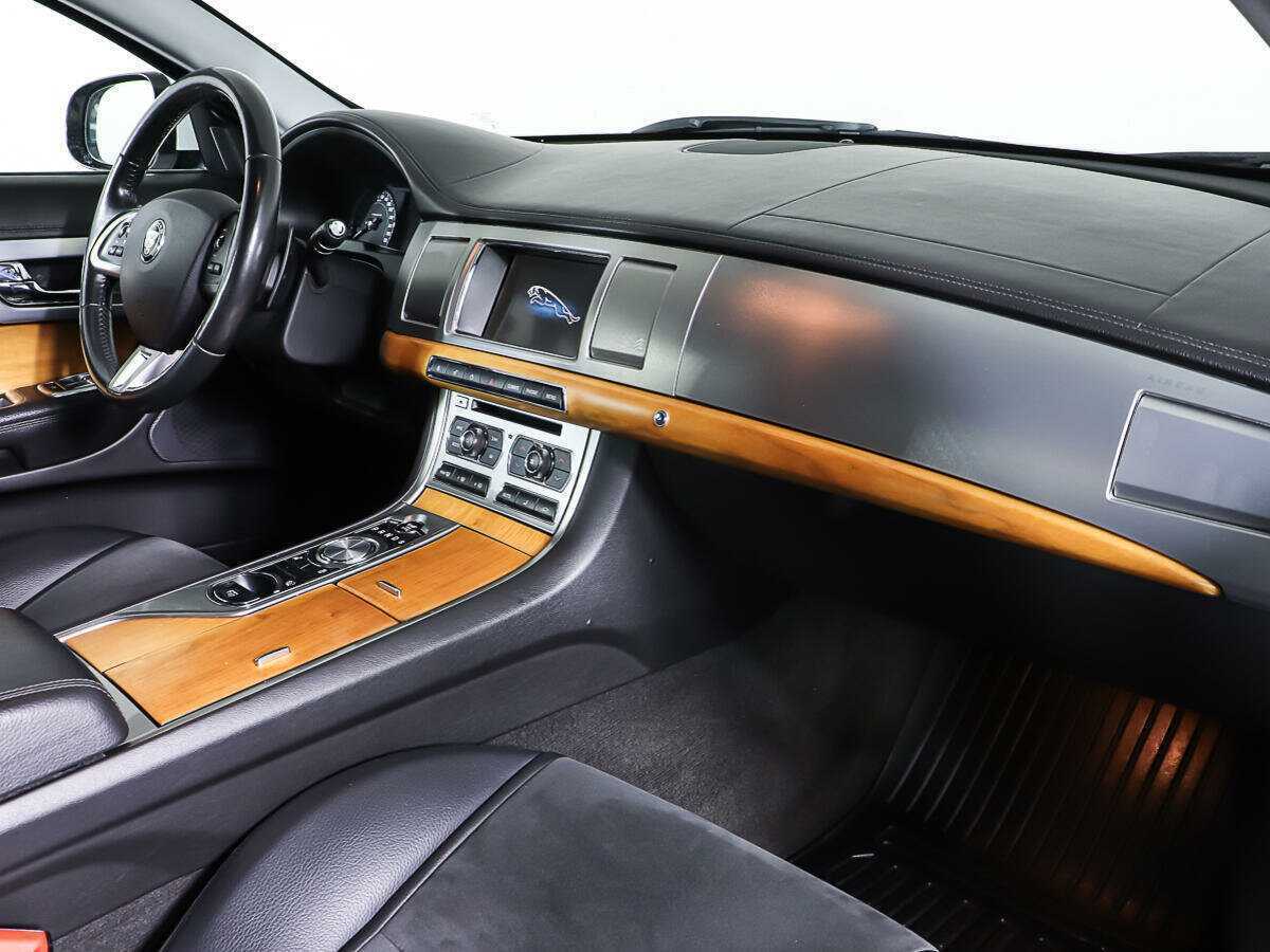 Ягуар ИксФ б/у, 2014, Автоматическая. Фото: #8