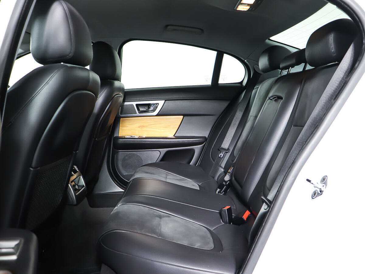 Ягуар ИксФ б/у, 2014, Автоматическая. Фото: #9