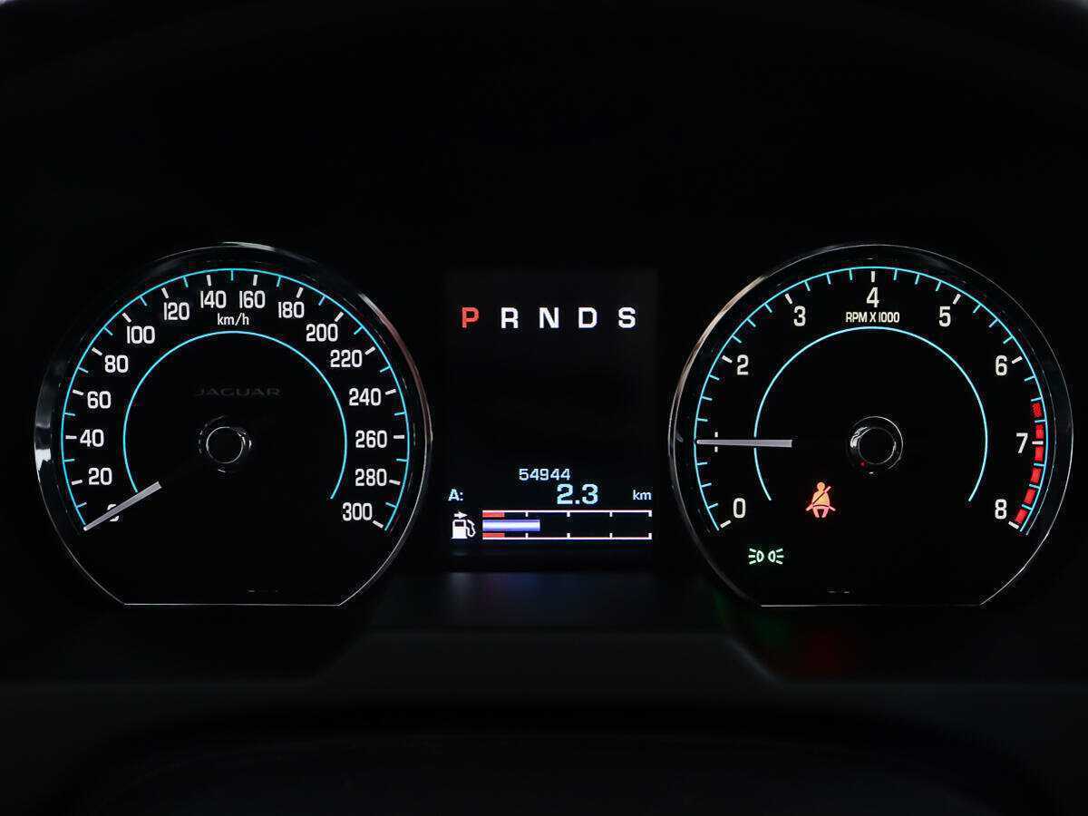 Ягуар ИксФ б/у, 2014, Автоматическая. Фото: #13