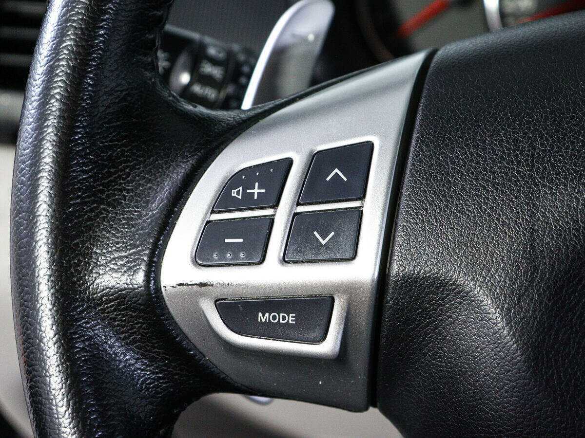 Митсубиши Паджеро Спорт б/у, 2012, Автоматическая. Фото: #13