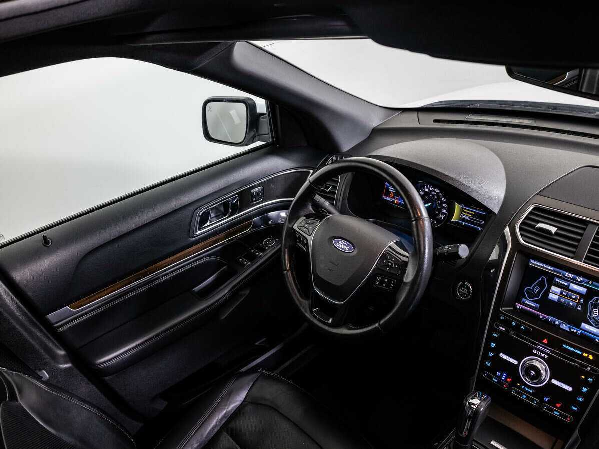 Форд Експлорер б/у, 2015, Автоматическая. Фото: #16