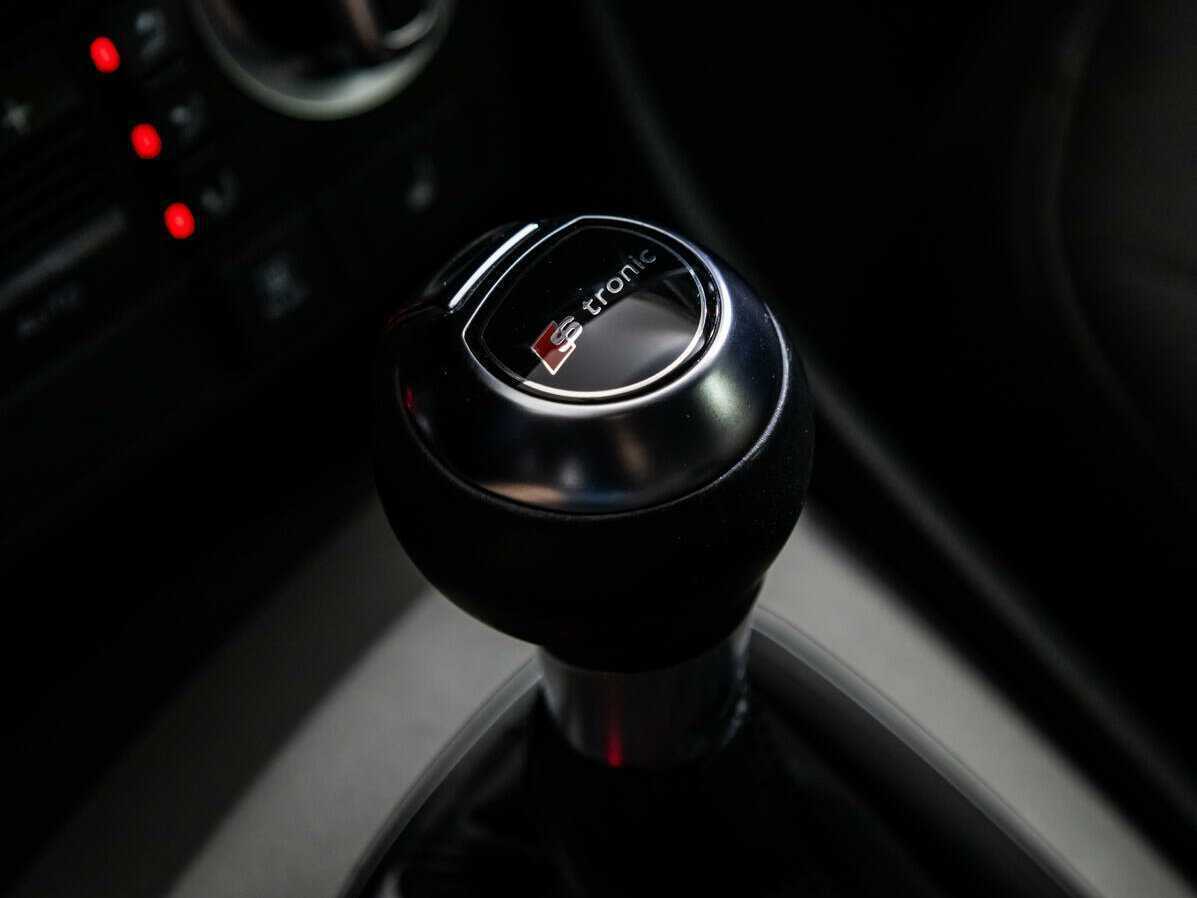 Ауди К3 б/у, 2013, Роботизированная. Фото: #11