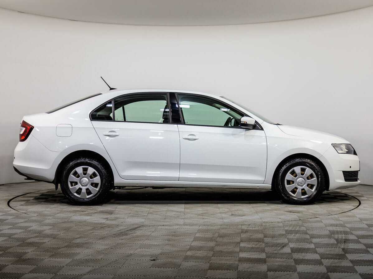 Шкода Рапид б/у, 2017, Механическая. Фото: #2