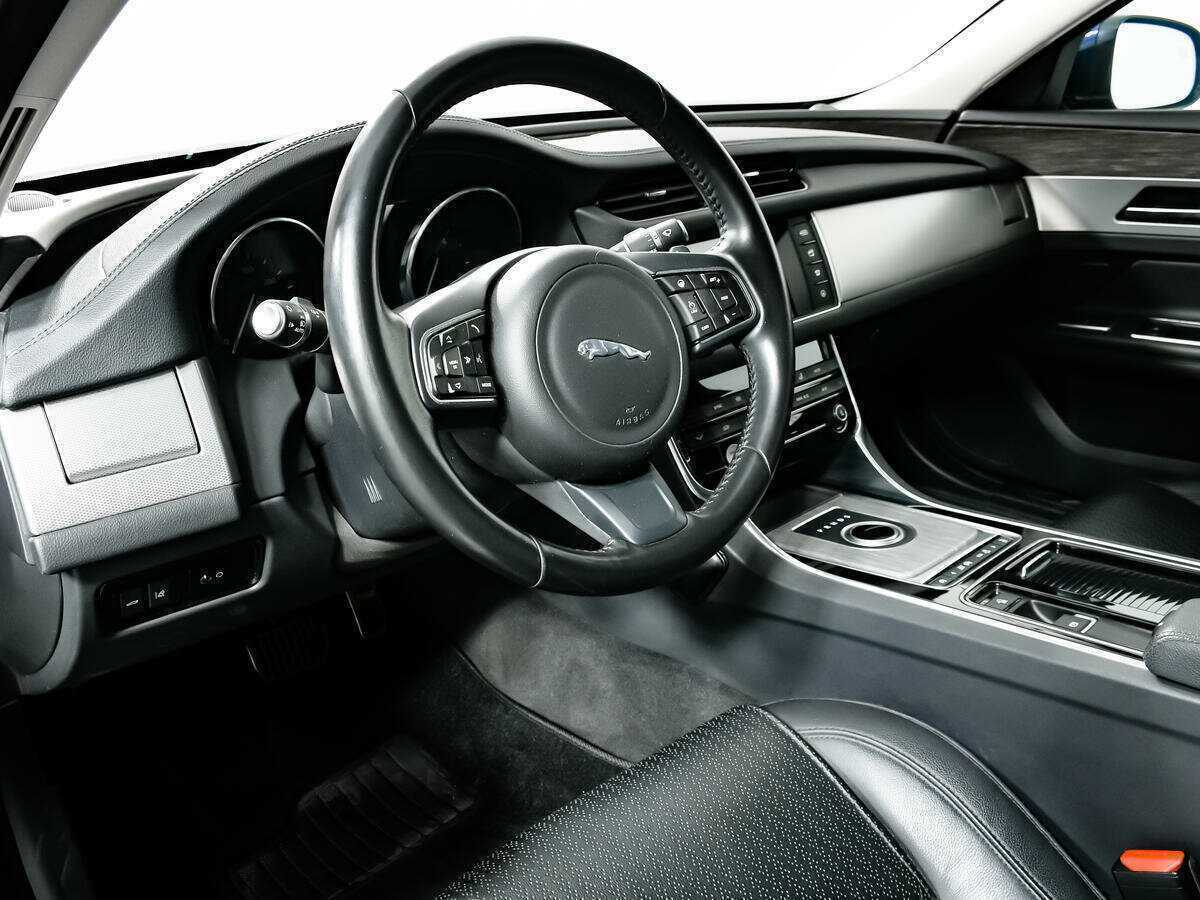 Ягуар ИксФ б/у, 2016, Автоматическая. Фото: #12