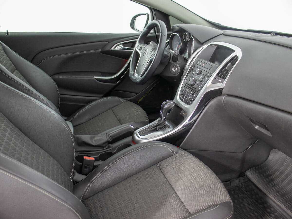 Опель Астра б/у, 2014, Автоматическая. Фото: #8