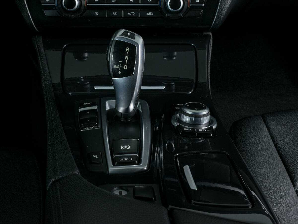 БМВ 5 серии б/у, 2013, Автоматическая. Фото: #15