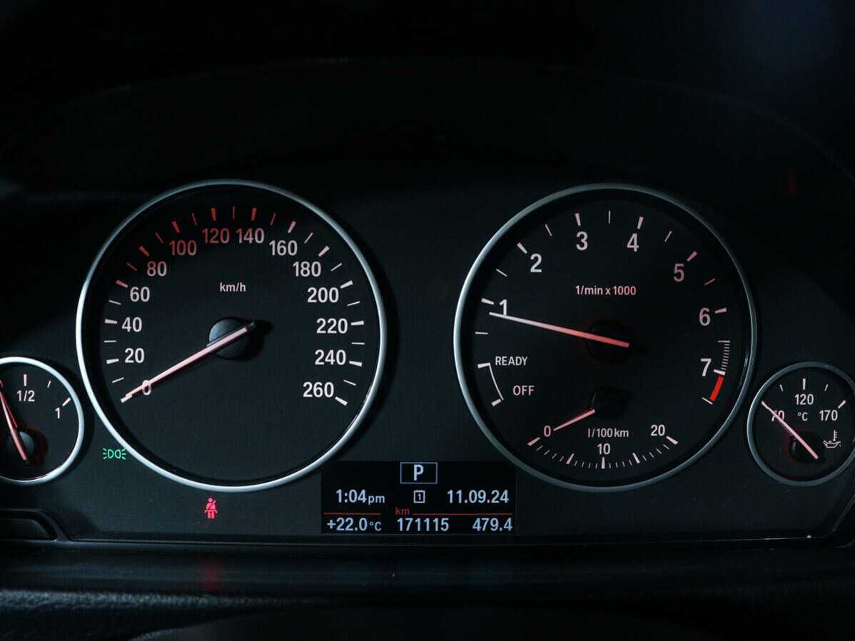 БМВ 3 серии б/у, 2013, Автоматическая. Фото: #8