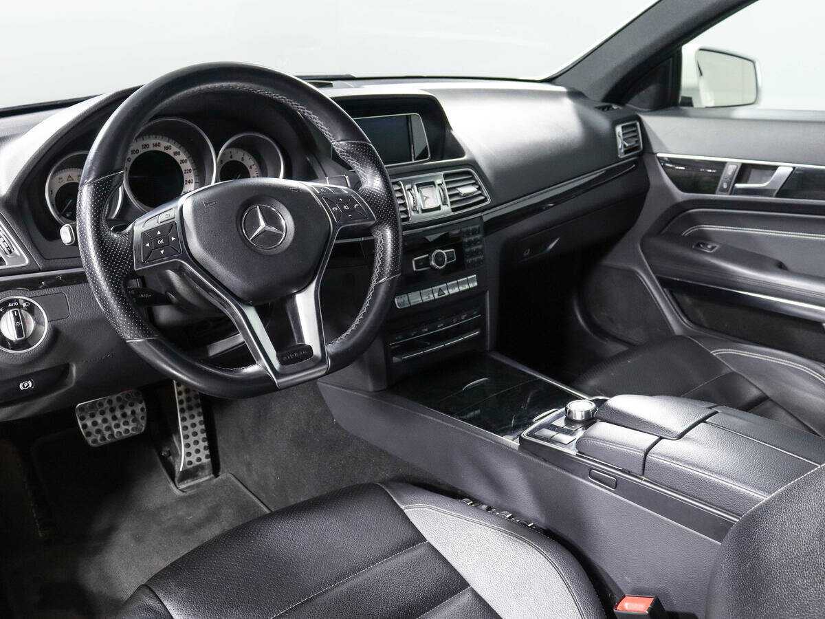 Мерседес-Бенц Е-Класс б/у, 2013, Автоматическая. Фото: #11