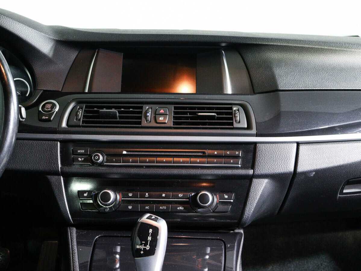 БМВ 5 серии б/у, 2016, Автоматическая. Фото: #10