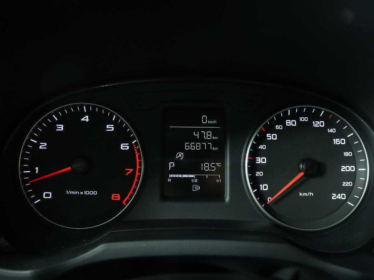 Ауди А1 б/у, 2013, Роботизированная. Фото: #13