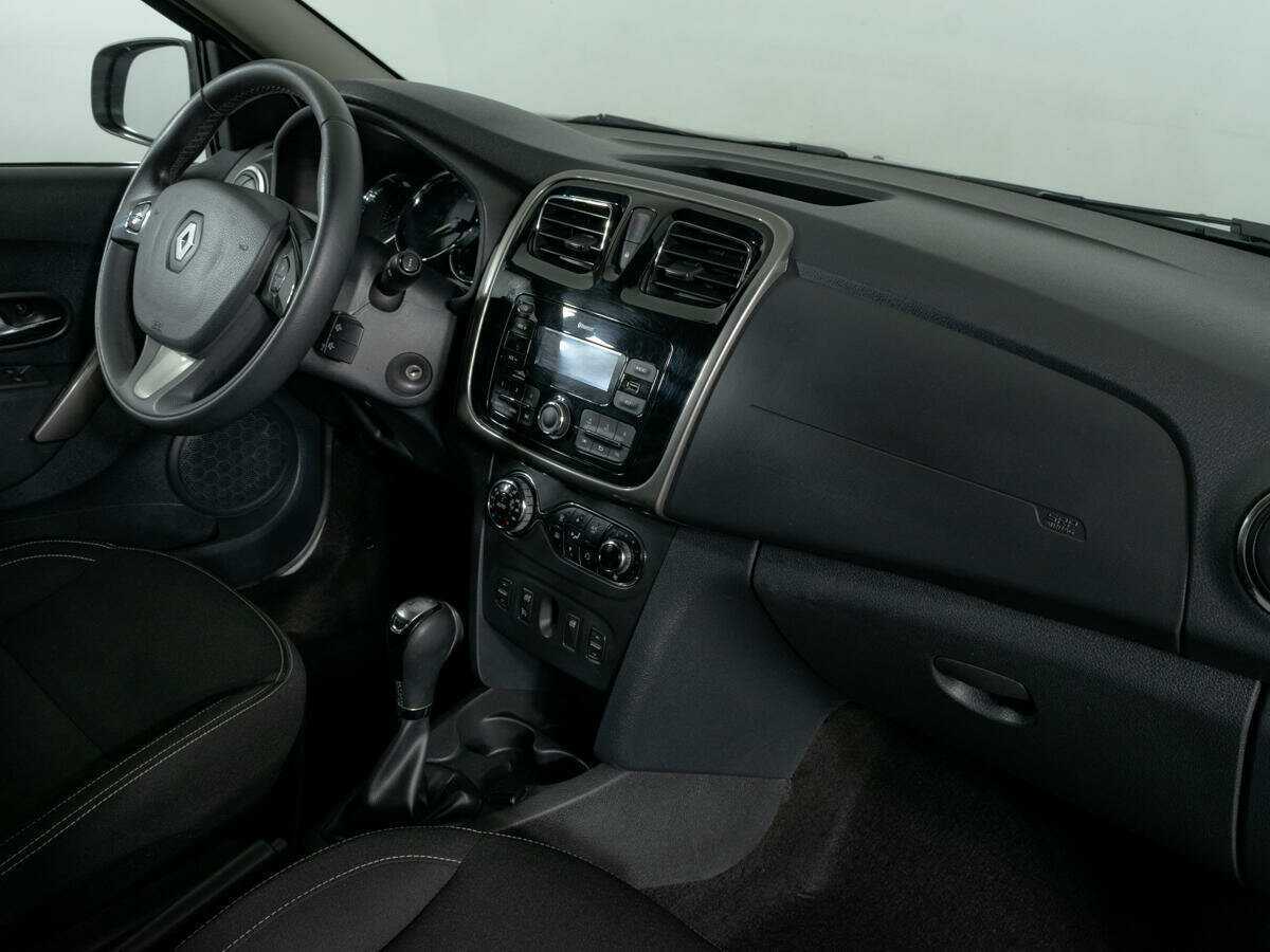 Рено Сандеро б/у, 2017, Автоматическая. Фото: #8