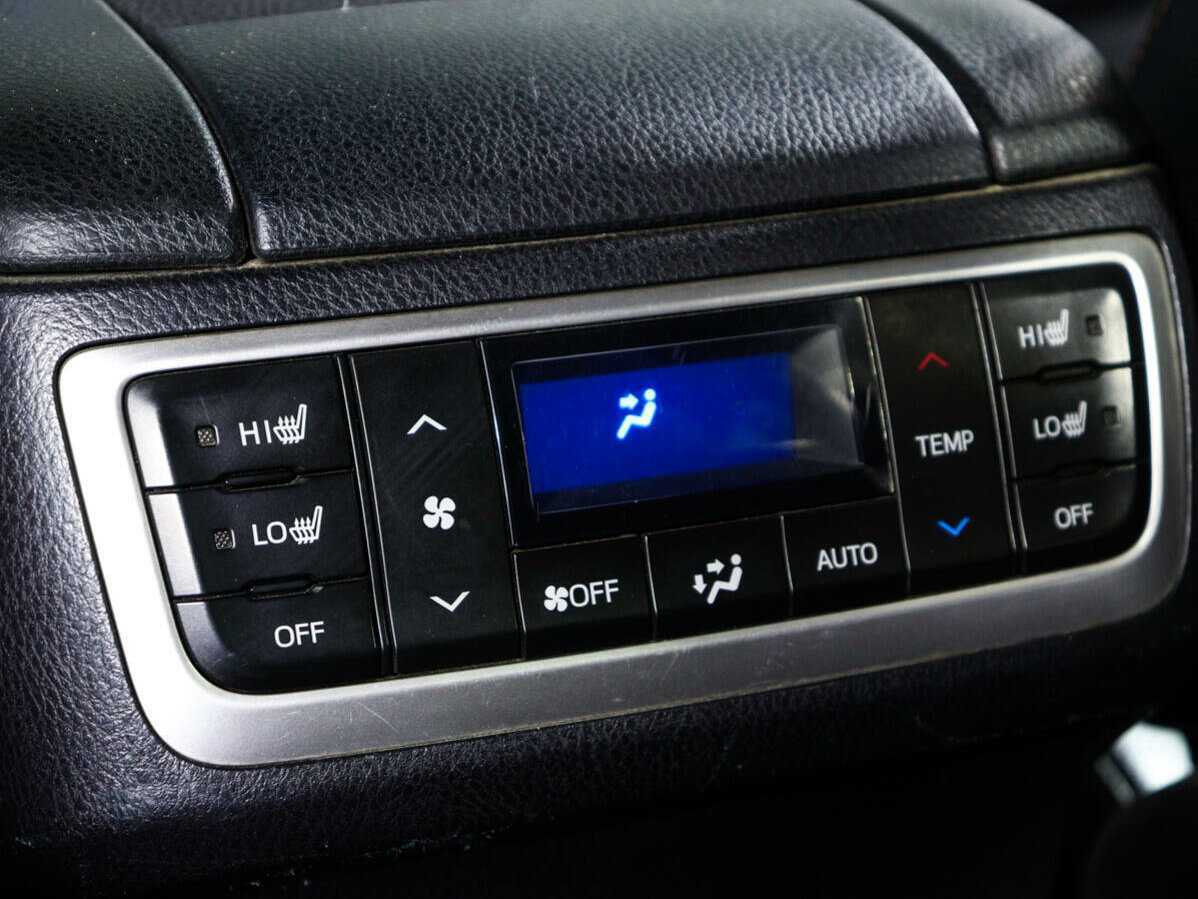 Тойота Хайлэндер б/у, 2014, Автоматическая. Фото: #16