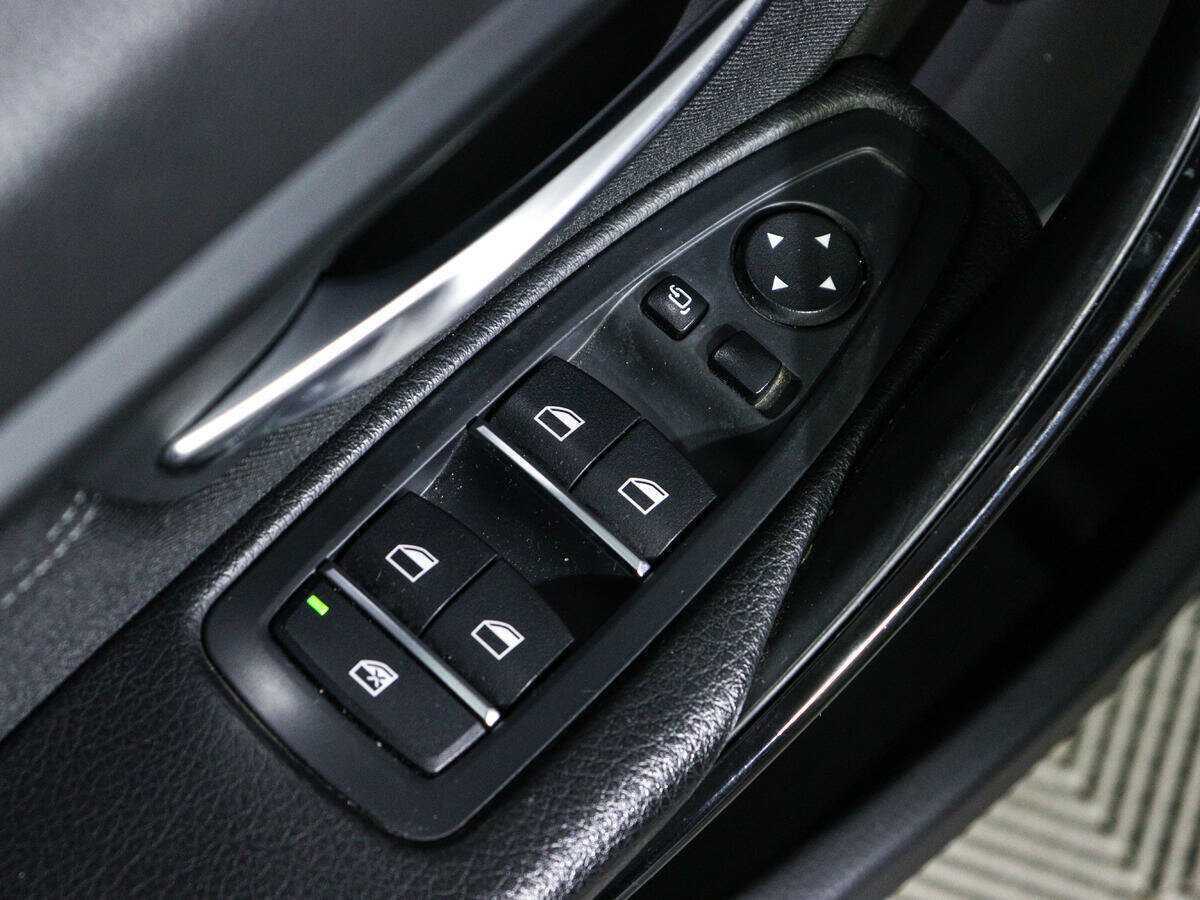 БМВ 3 серии б/у, 2017, Автоматическая. Фото: #11