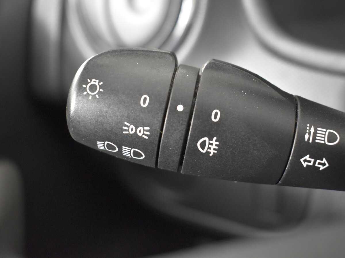 Рено Логан б/у, 2020, Механическая. Фото: #15