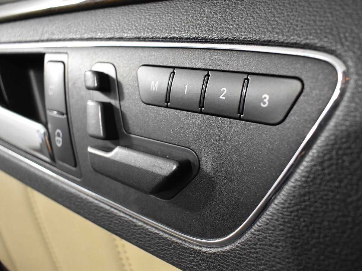 Мерседес-Бенц Е-Класс б/у, 2012, Автоматическая. Фото: #6