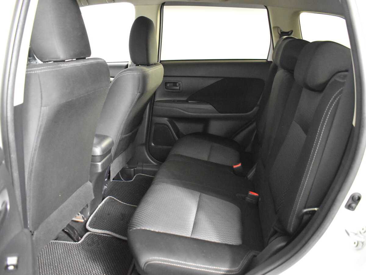 Митсубиши Оутлэндер б/у, 2017, Вариатор. Фото: #6