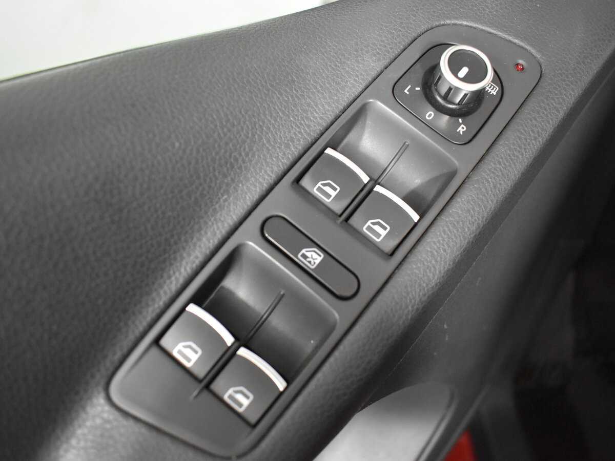 Фольксваген Тигуан б/у, 2012, Автоматическая. Фото: #5