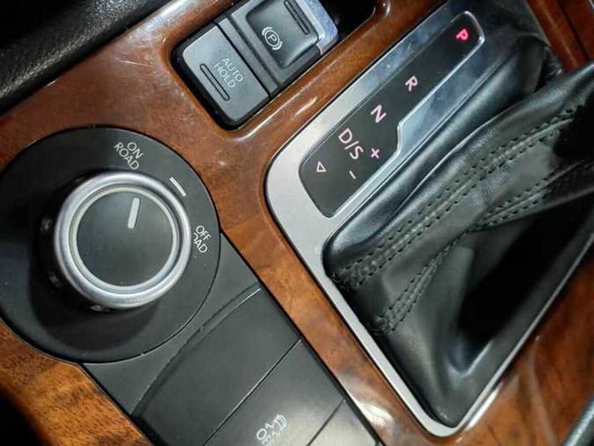 Фольксваген Туарег б/у, 2013, Автоматическая. Фото: #15