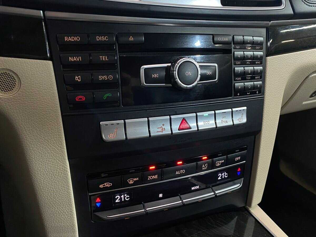 Мерседес-Бенц Е-Класс б/у, 2013, Автоматическая. Фото: #15