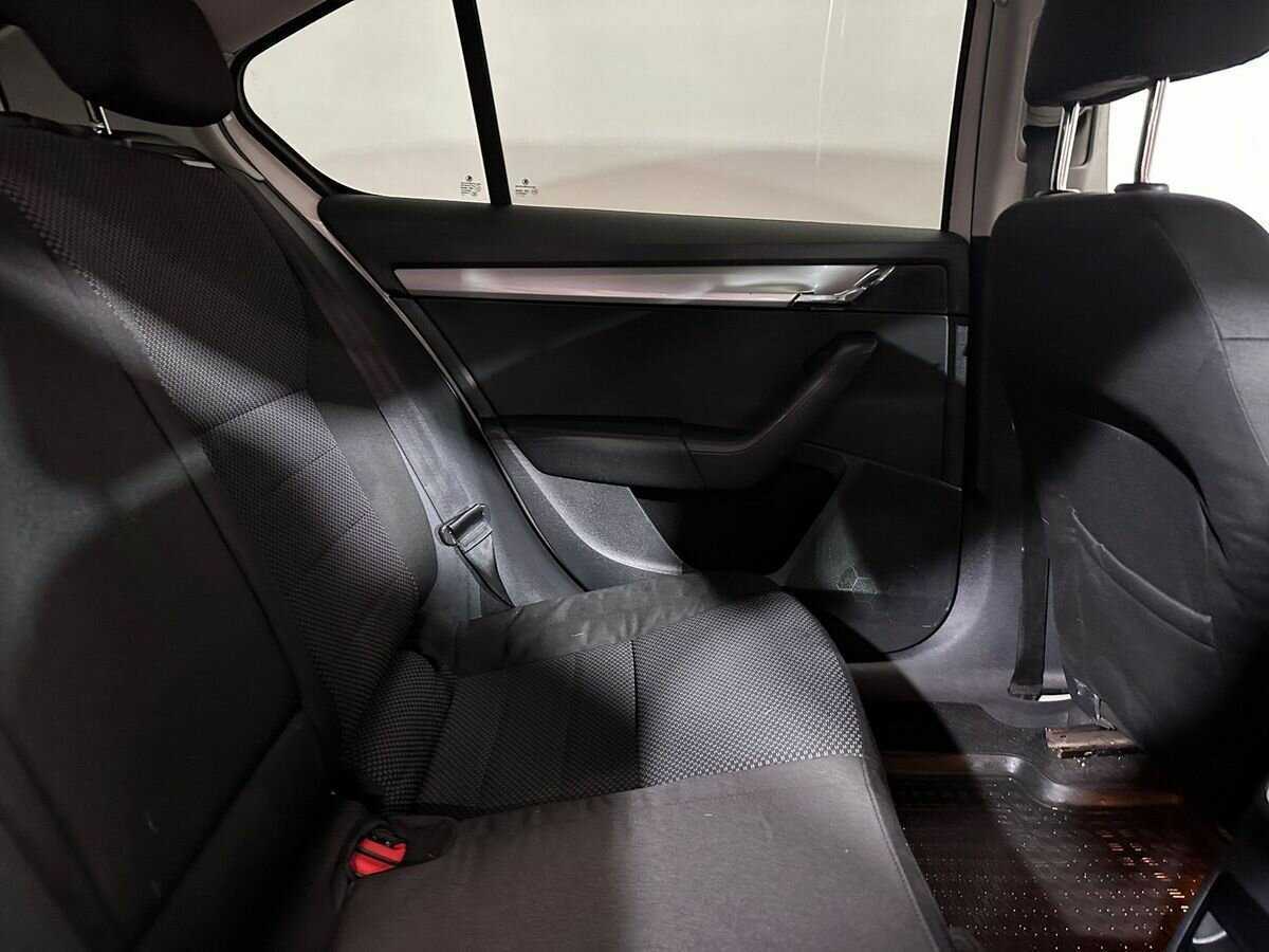 Шкода Октавия б/у, 2013, Механическая. Фото: #9