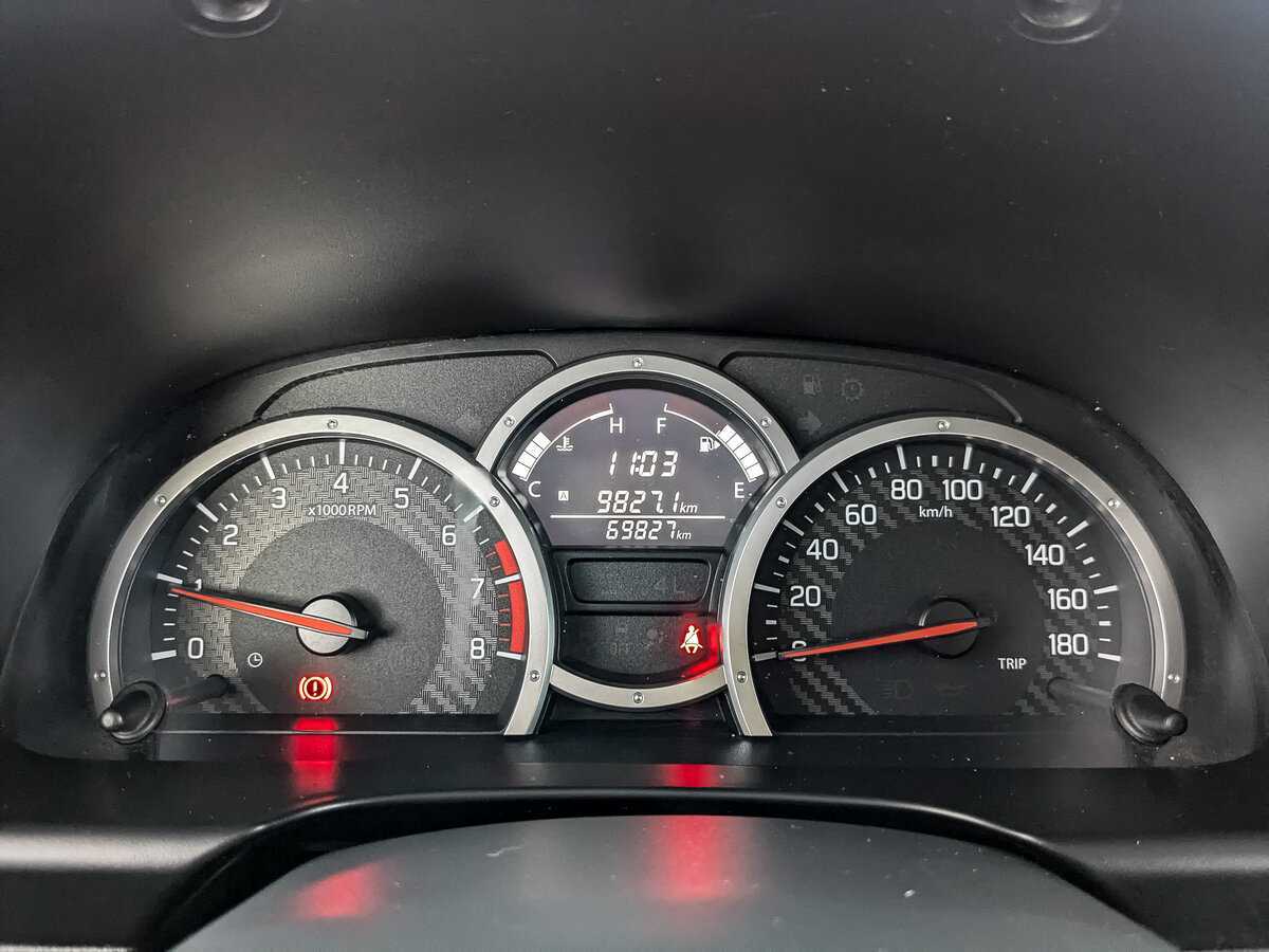 Сузуки Джимни б/у, 2017, Механическая. Фото: #10