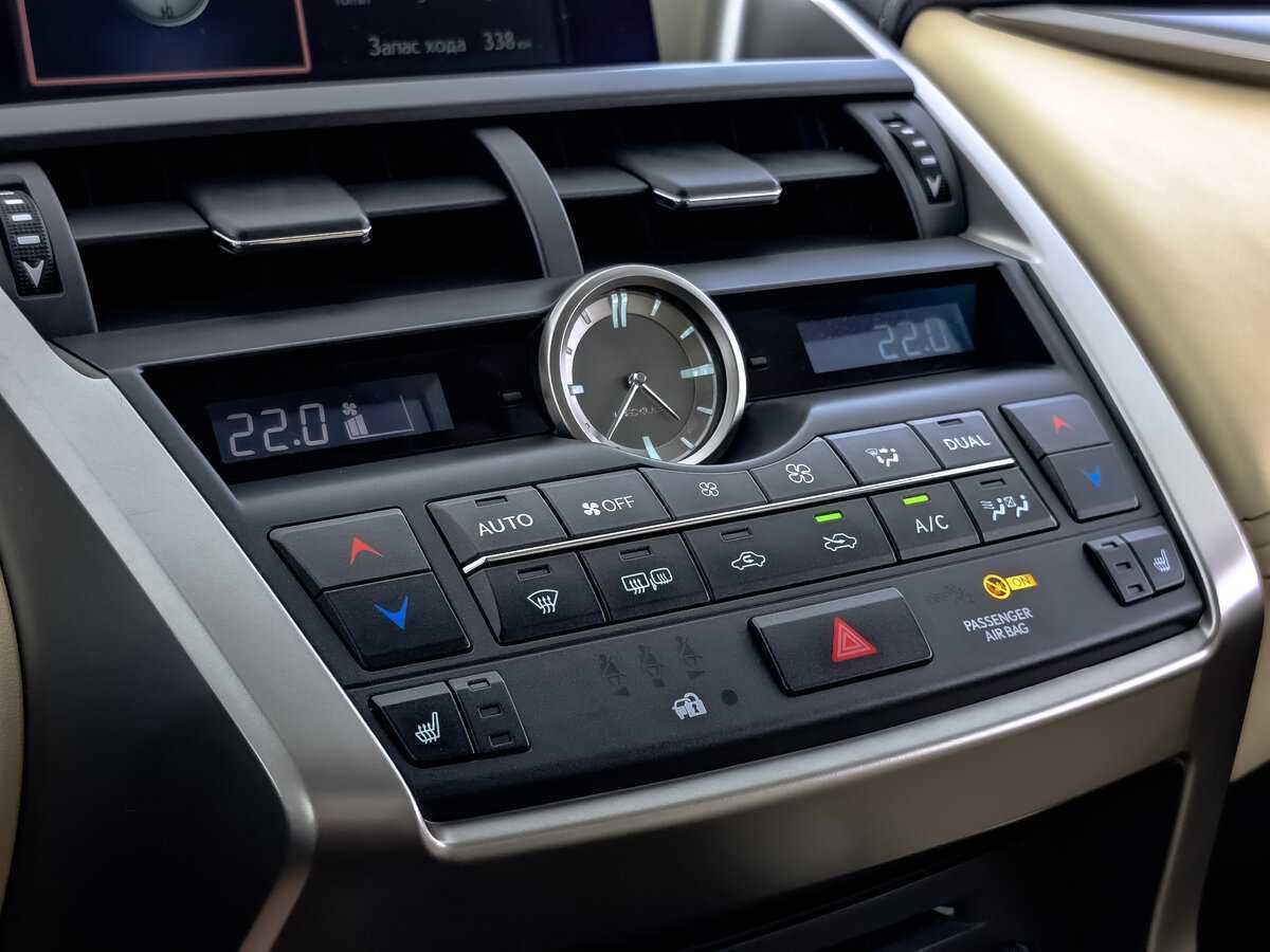 Лексус Н-Икс б/у, 2016, Вариатор. Фото: #16