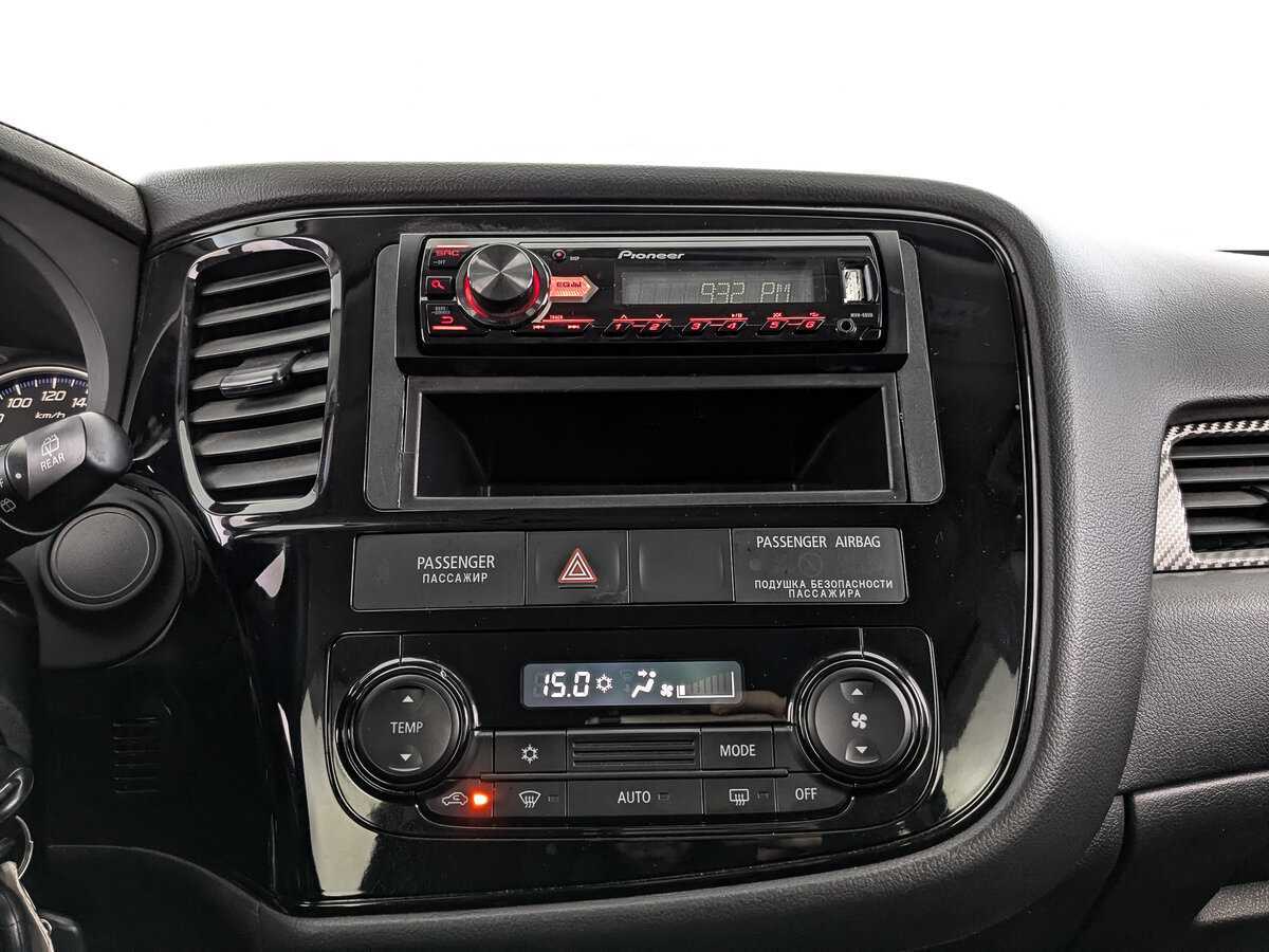 Митсубиши Оутлэндер б/у, 2015, Вариатор. Фото: #12