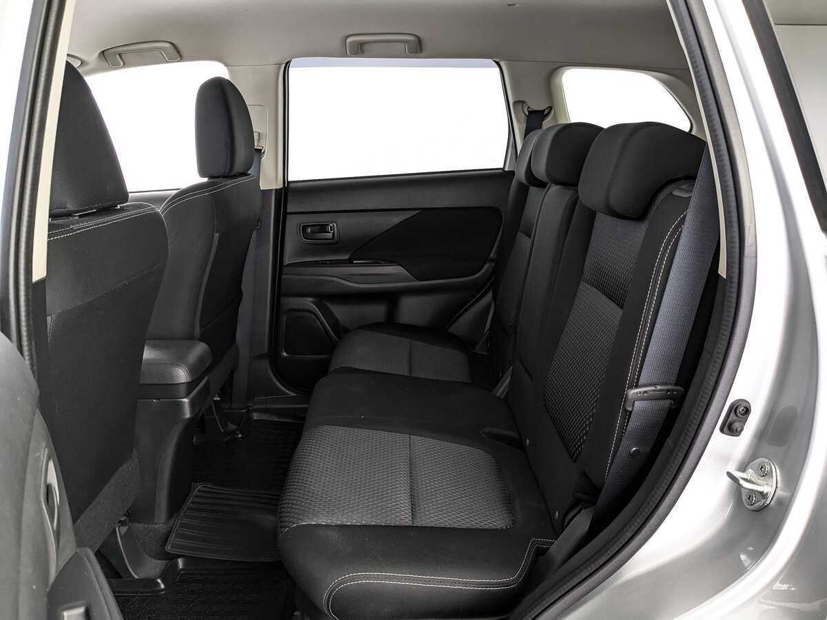 Митсубиши Оутлэндер б/у, 2015, Вариатор. Фото: #13