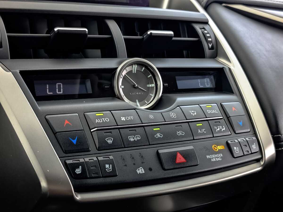 Лексус Н-Икс б/у, 2015, Вариатор. Фото: #16