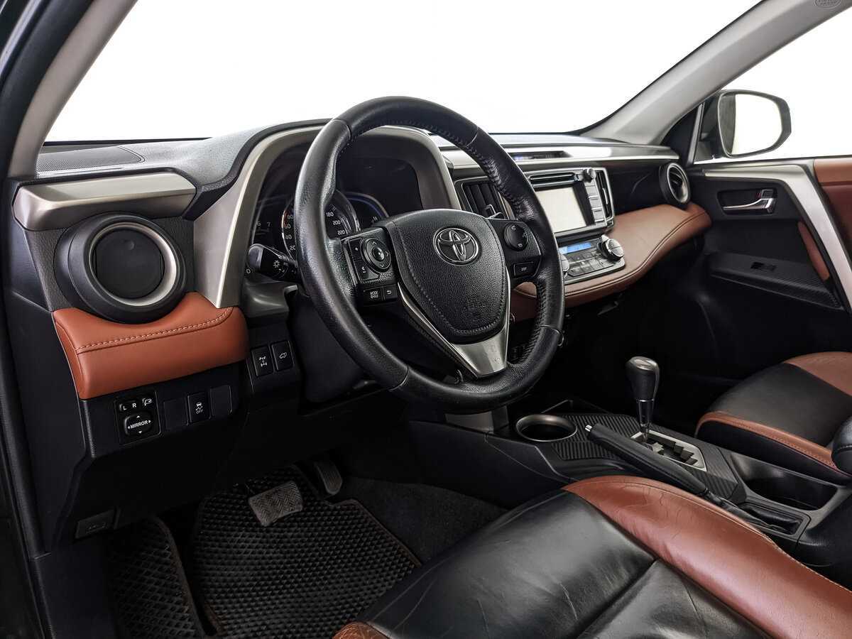 Тойота Рав4 б/у, 2013, Автоматическая. Фото: #10