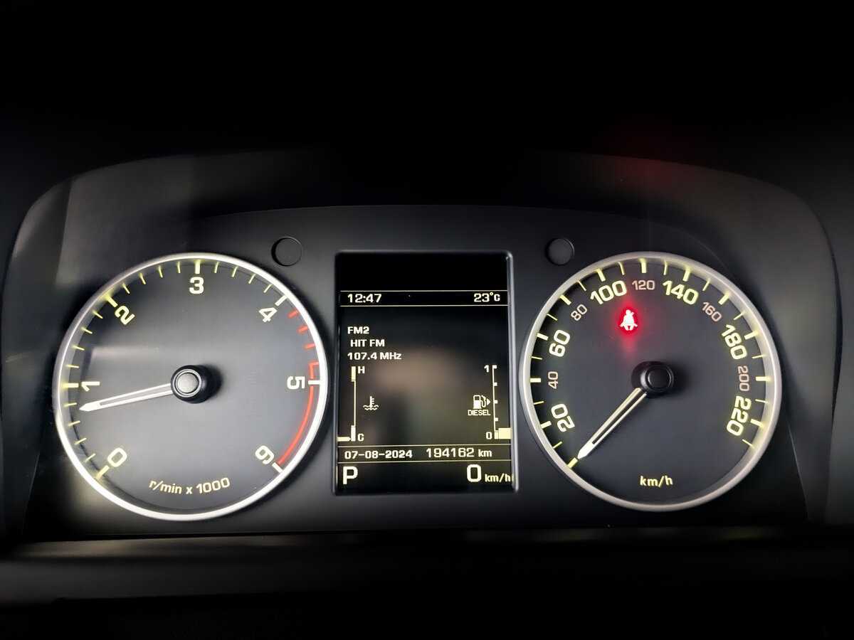 Лэнд Ровер Дискавери б/у, 2014, Автоматическая. Фото: #10