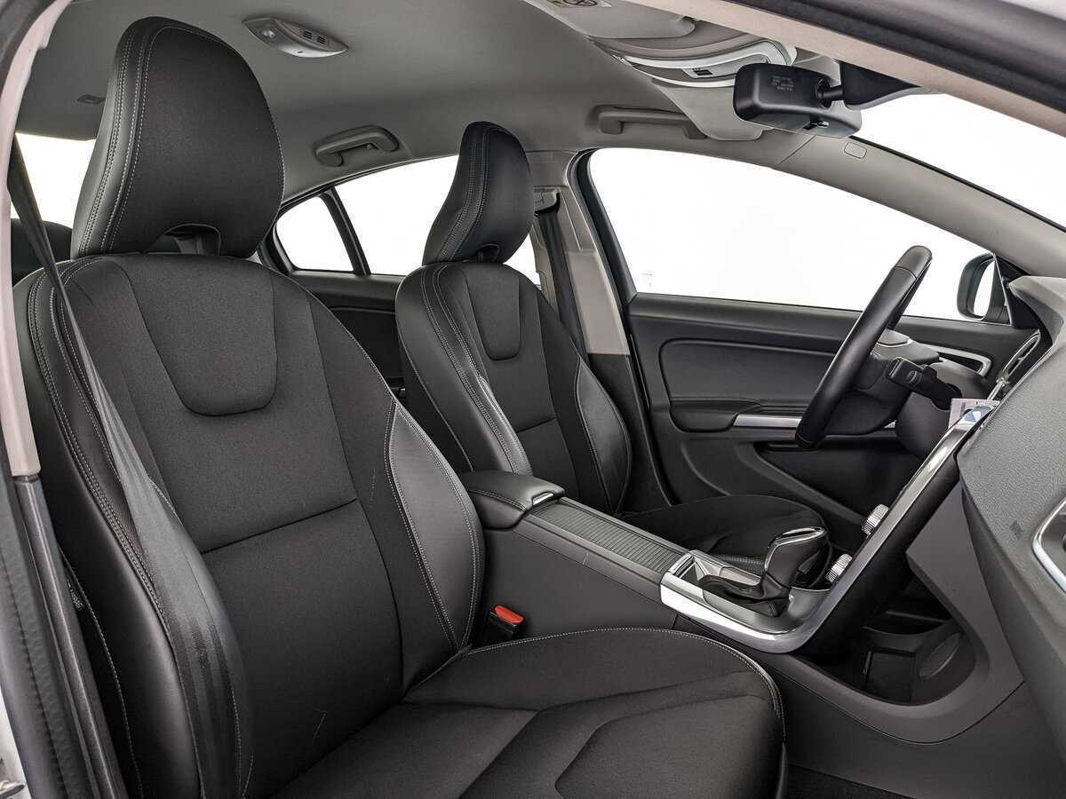 Вольво С60 б/у, 2017, Автоматическая. Фото: #17