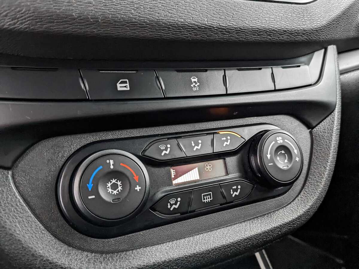 Лада (ВАЗ) Веста б/у, 2016, Роботизированная. Фото: #16