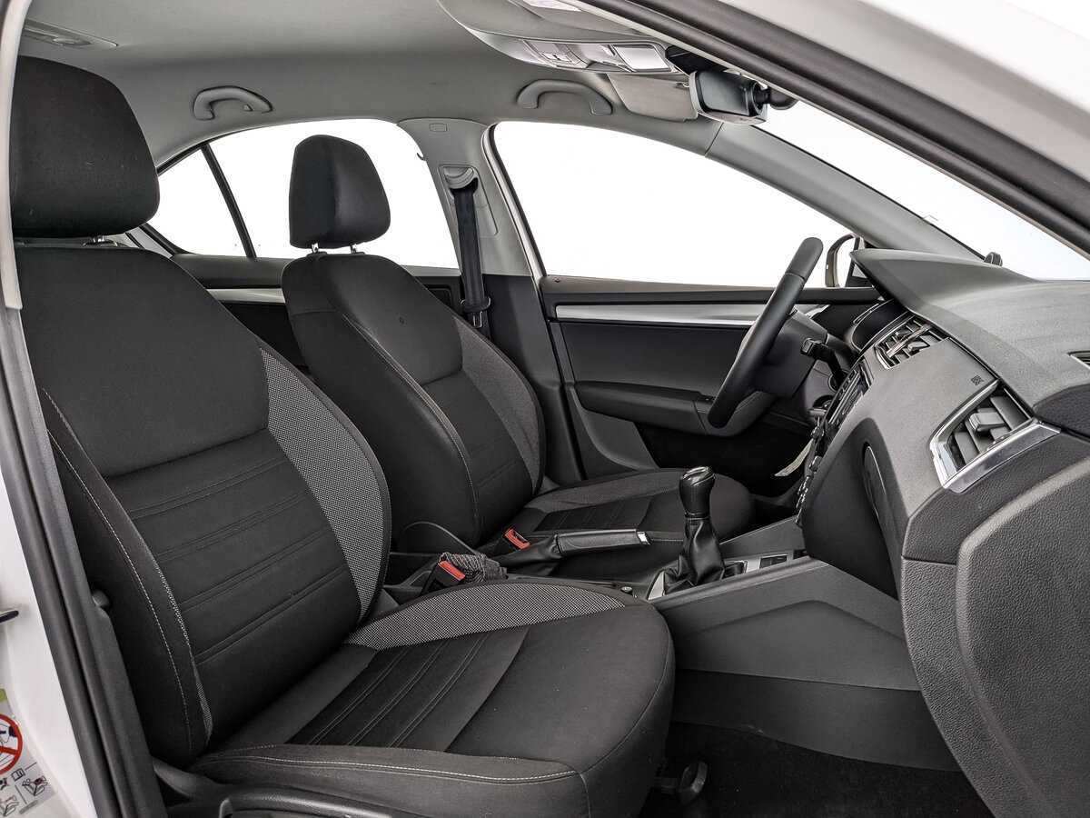 Шкода Октавия б/у, 2017, Механическая. Фото: #18