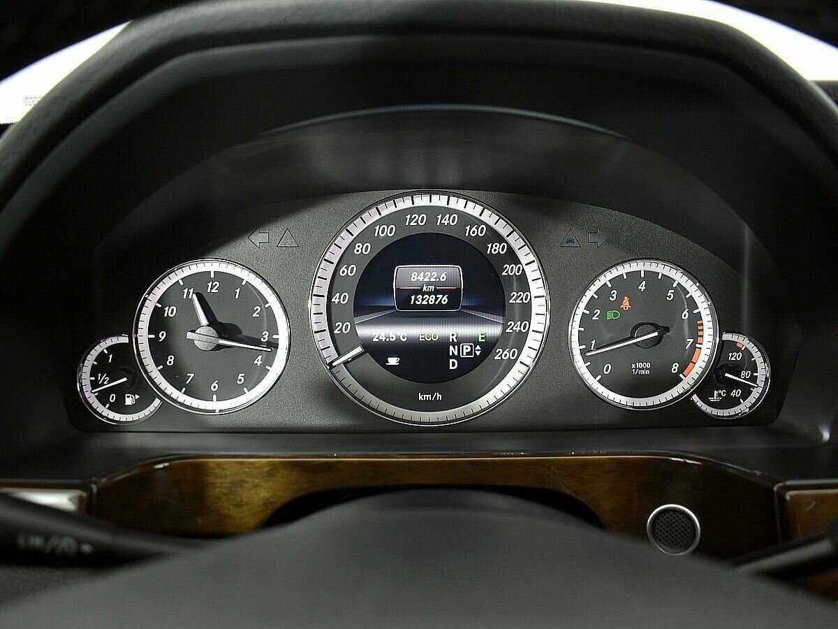 Мерседес-Бенц Е-Класс б/у, 2012, Автоматическая. Фото: #11