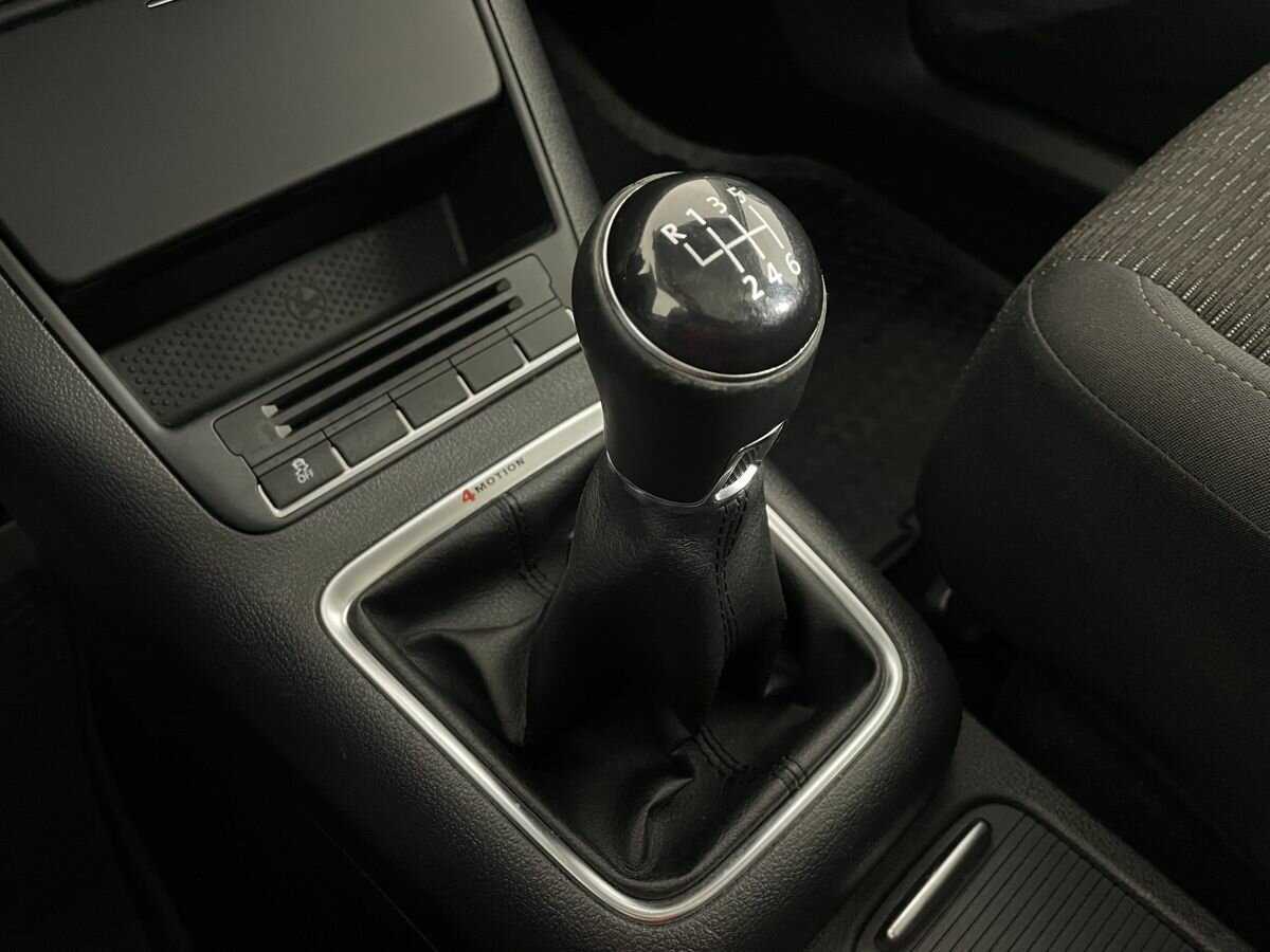 Фольксваген Тигуан б/у, 2012, Механическая. Фото: #12