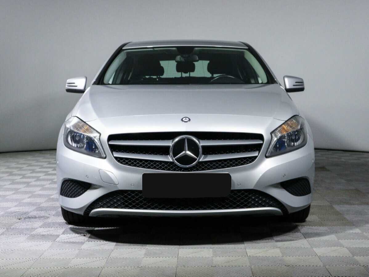 Мерседес-Бенц А-Класс б/у, 2015, Роботизированная. Фото: #1