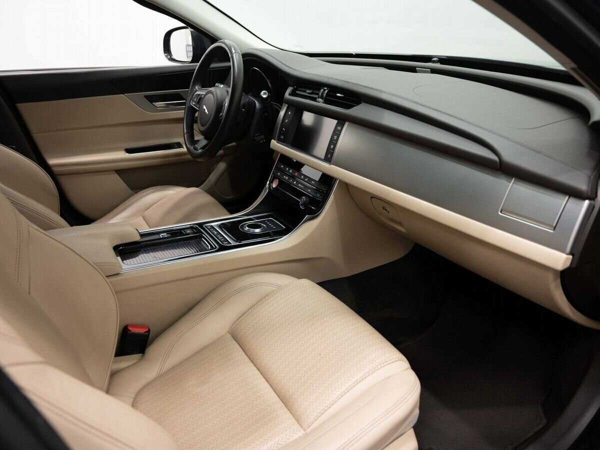 Ягуар ИксФ б/у, 2017, Автоматическая. Фото: #12