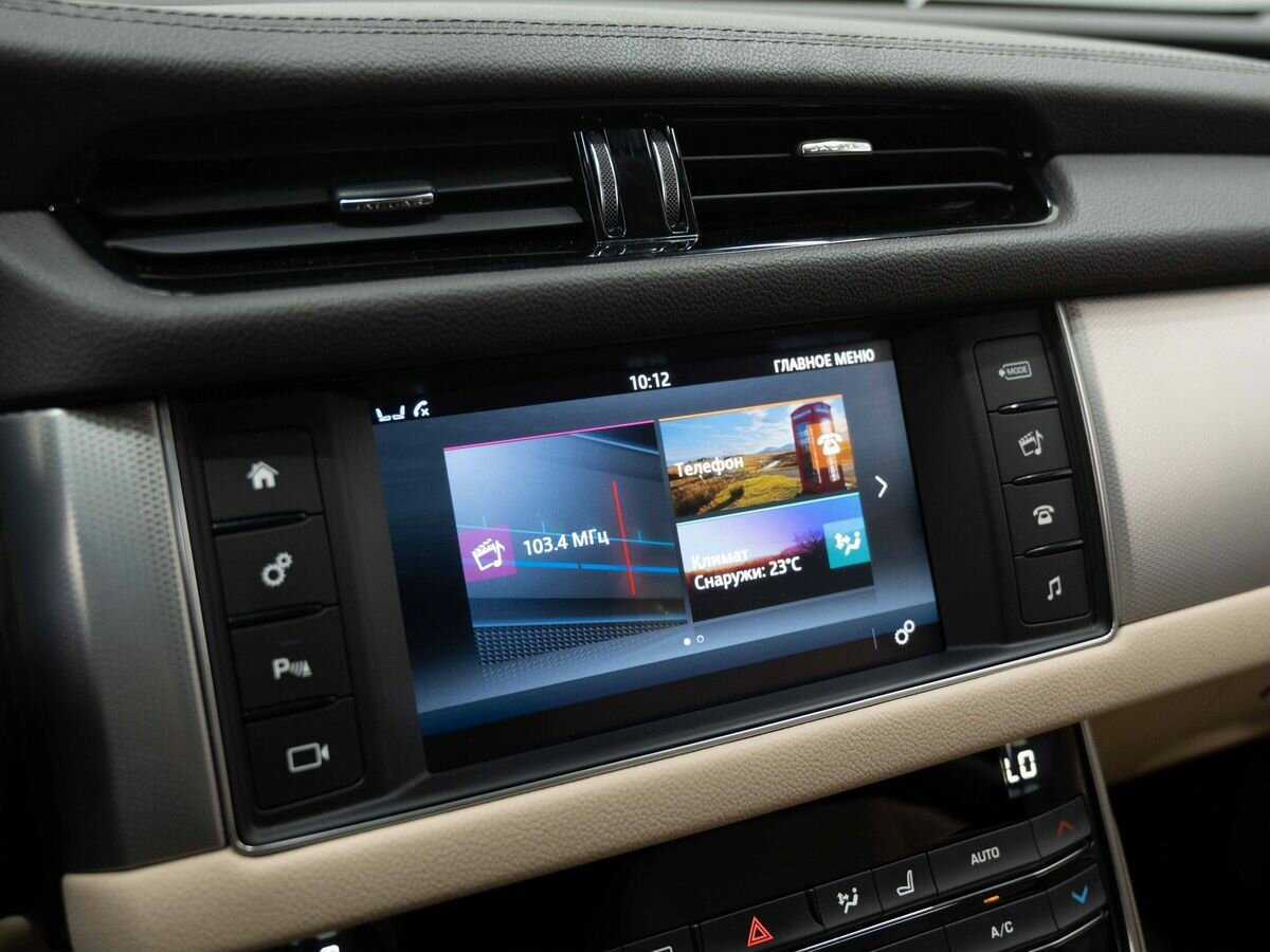 Ягуар ИксФ б/у, 2017, Автоматическая. Фото: #21