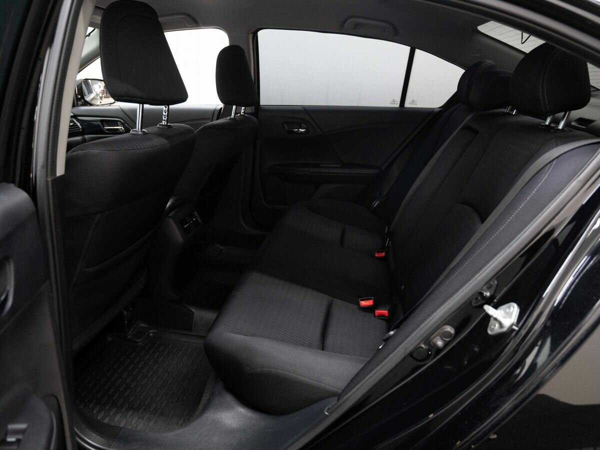 Хонда Аккорд б/у, 2013, Автоматическая. Фото: #8