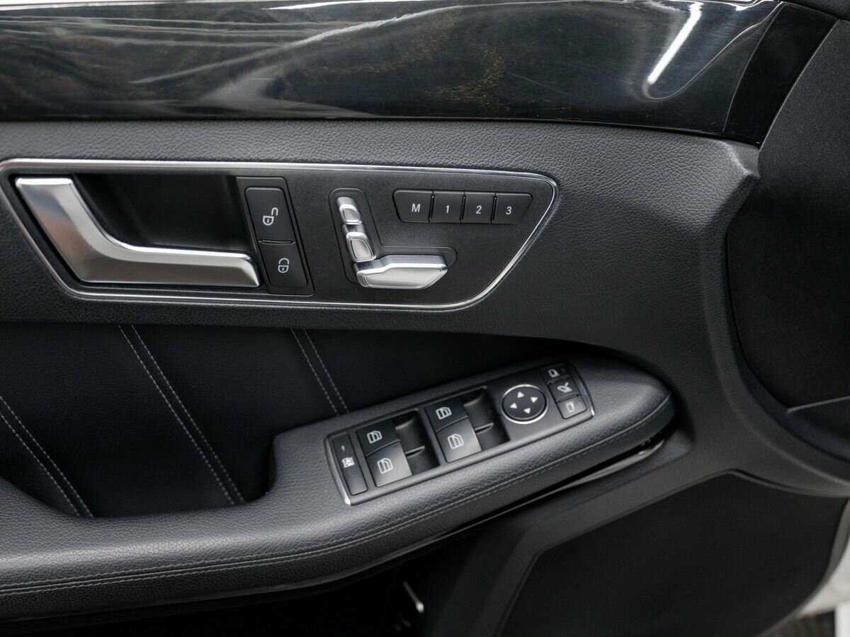 Мерседес-Бенц Е-Класс б/у, 2013, Автоматическая. Фото: #14