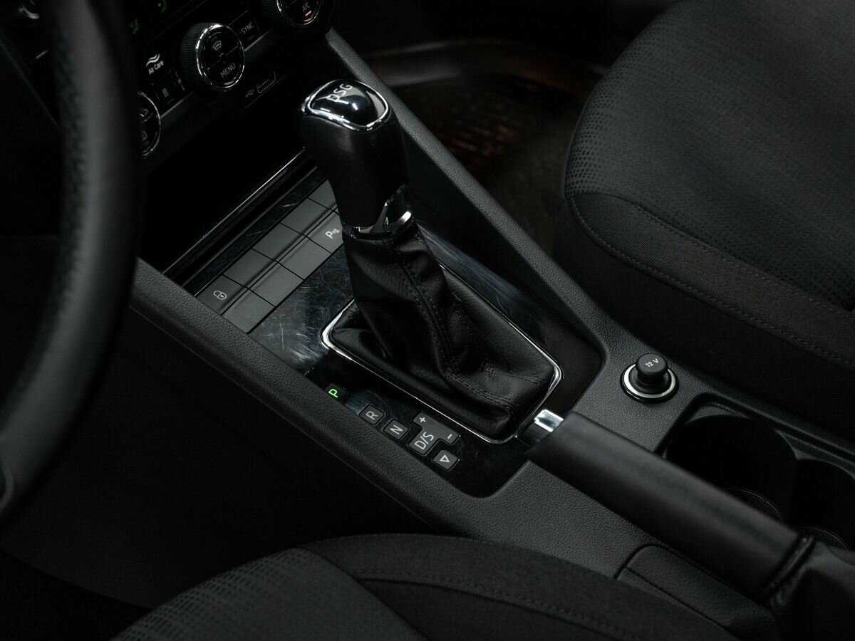 Шкода Октавия б/у, 2018, Роботизированная. Фото: #14