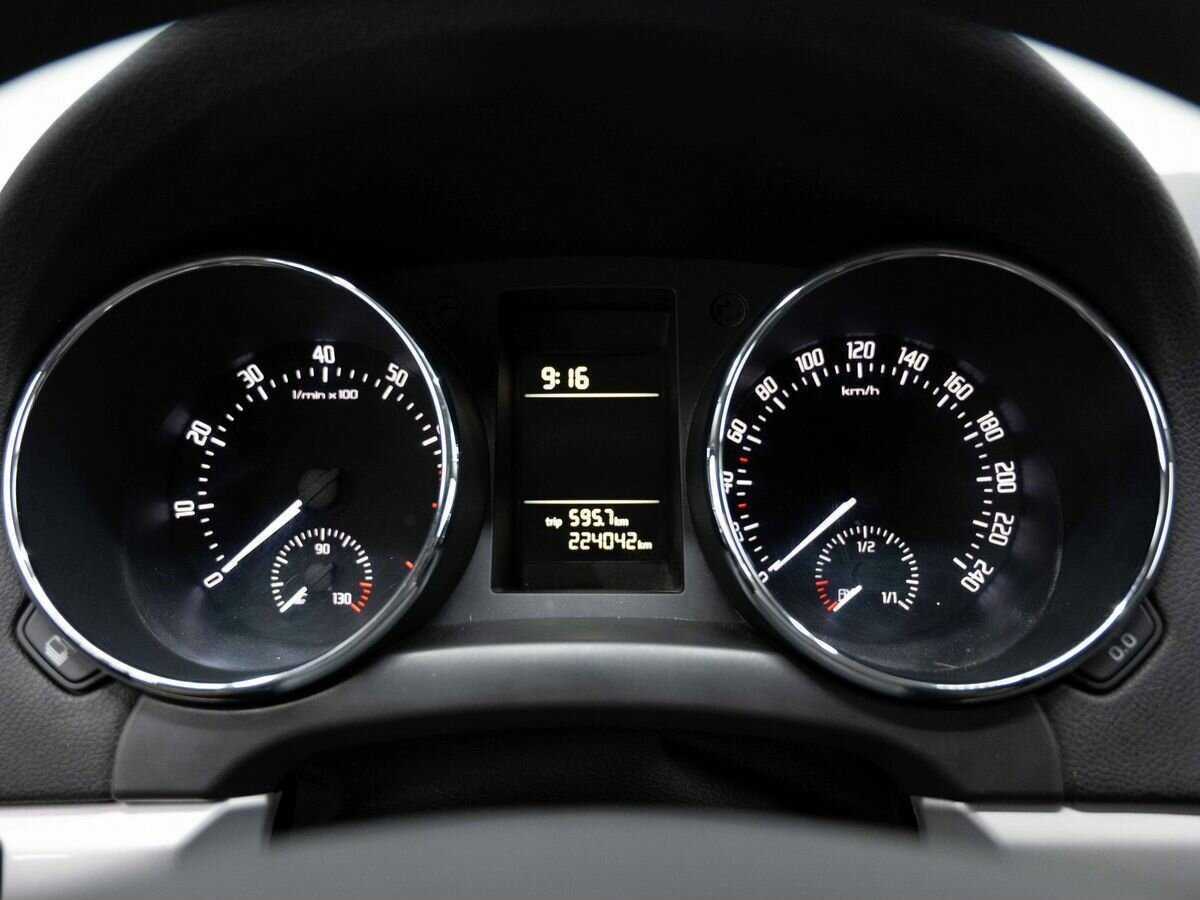 Шкода Йети б/у, 2012, Роботизированная. Фото: #15