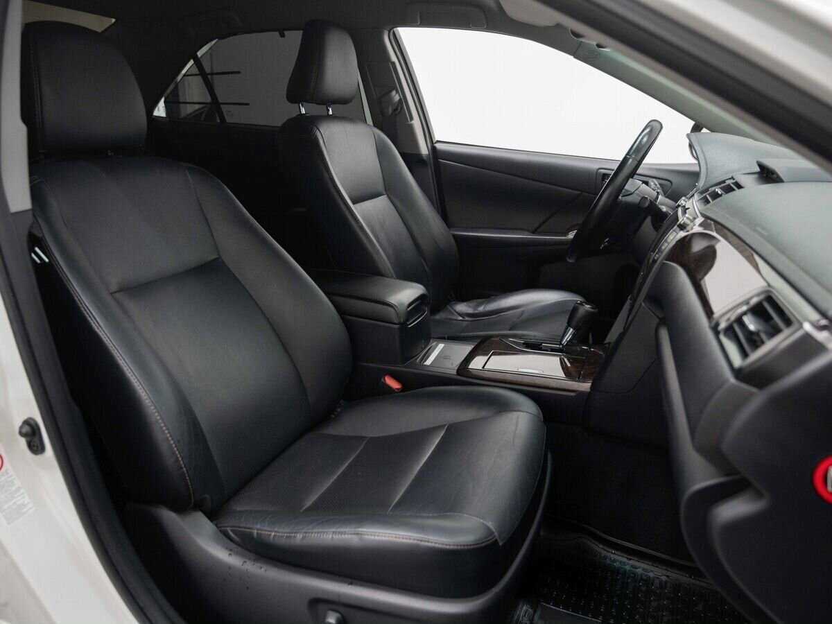 Тойота Камри б/у, 2014, Автоматическая. Фото: #11