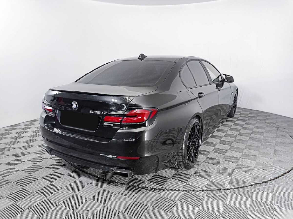 БМВ 5 серии б/у, 2012, Автоматическая. Фото: #3