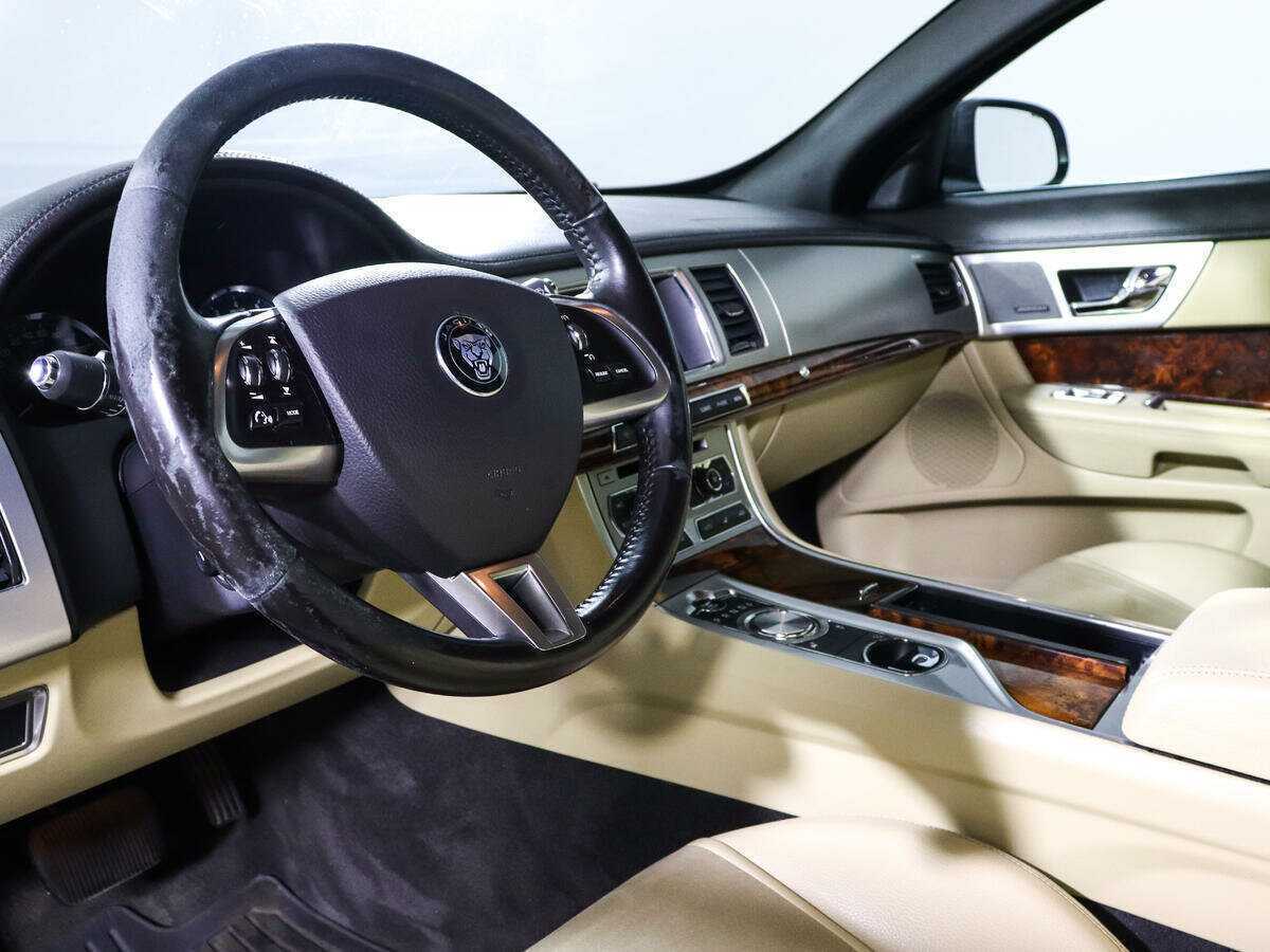 Ягуар ИксФ б/у, 2013, Автоматическая. Фото: #13